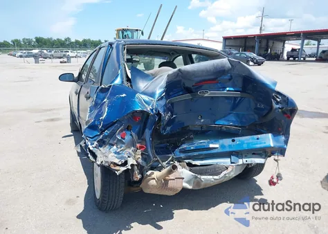 2000 Ford Focus Lx from USA, damaged, VIN 1FAFP33P0YW205476